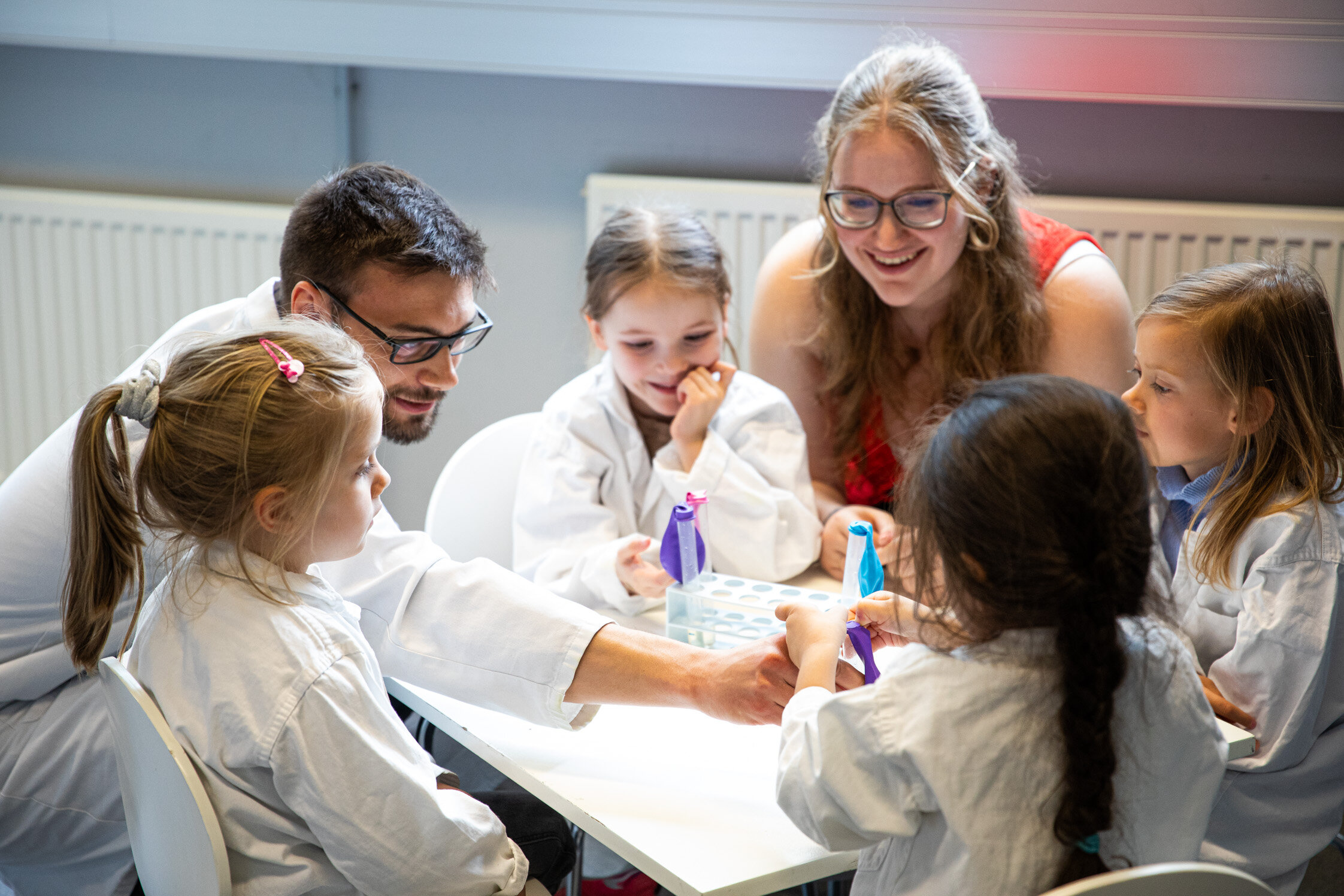 Bild von Schülerinnen bei Vienna Open Lab