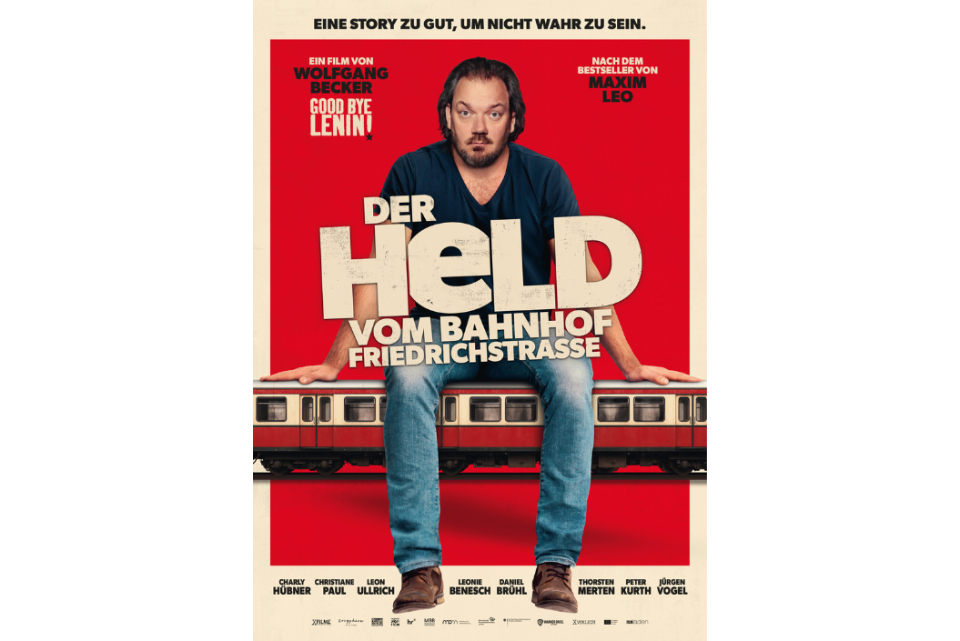 Plakat des Open Air Kinos Held vom Bahnhof Friedrichstrasse