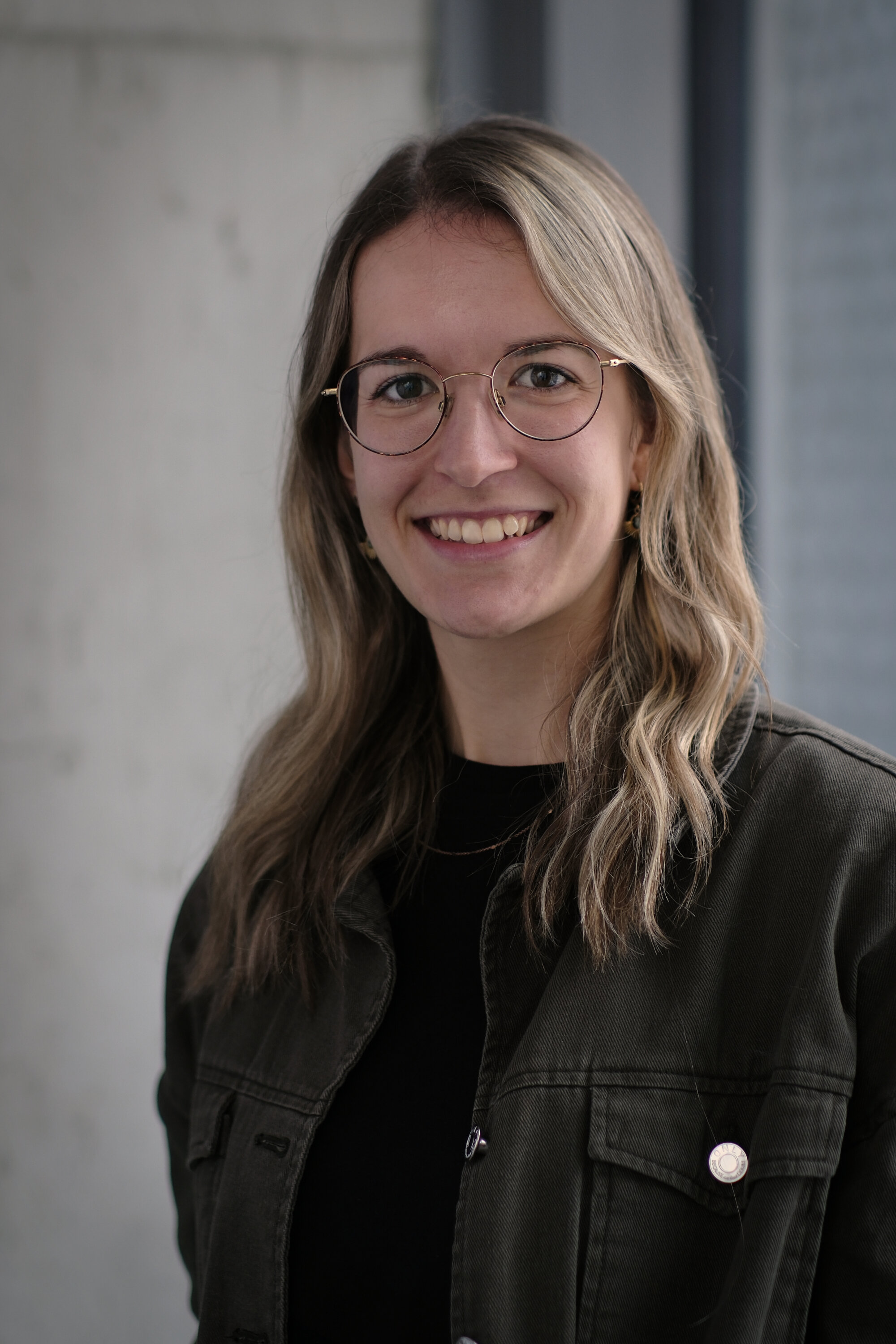 Portraitbild Sarah Januschkowetz