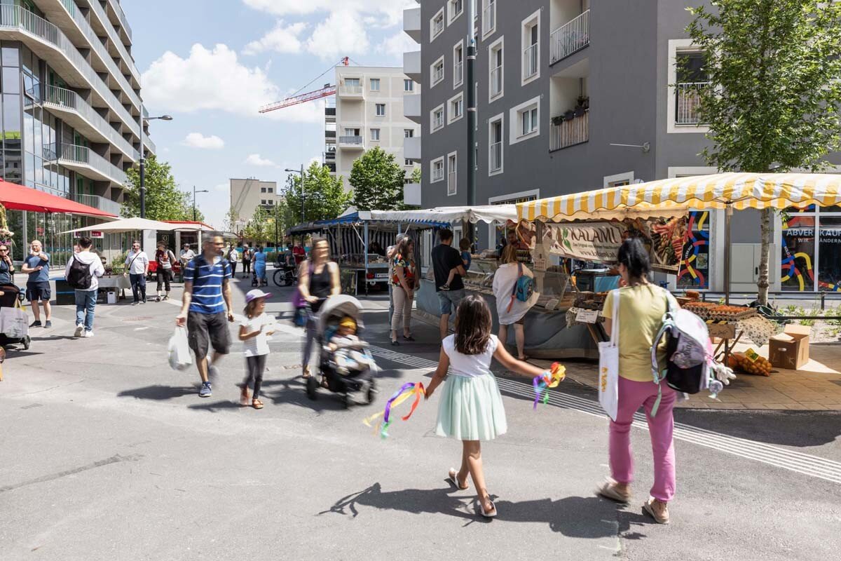 Mazzucco-Markt in der Seestadt