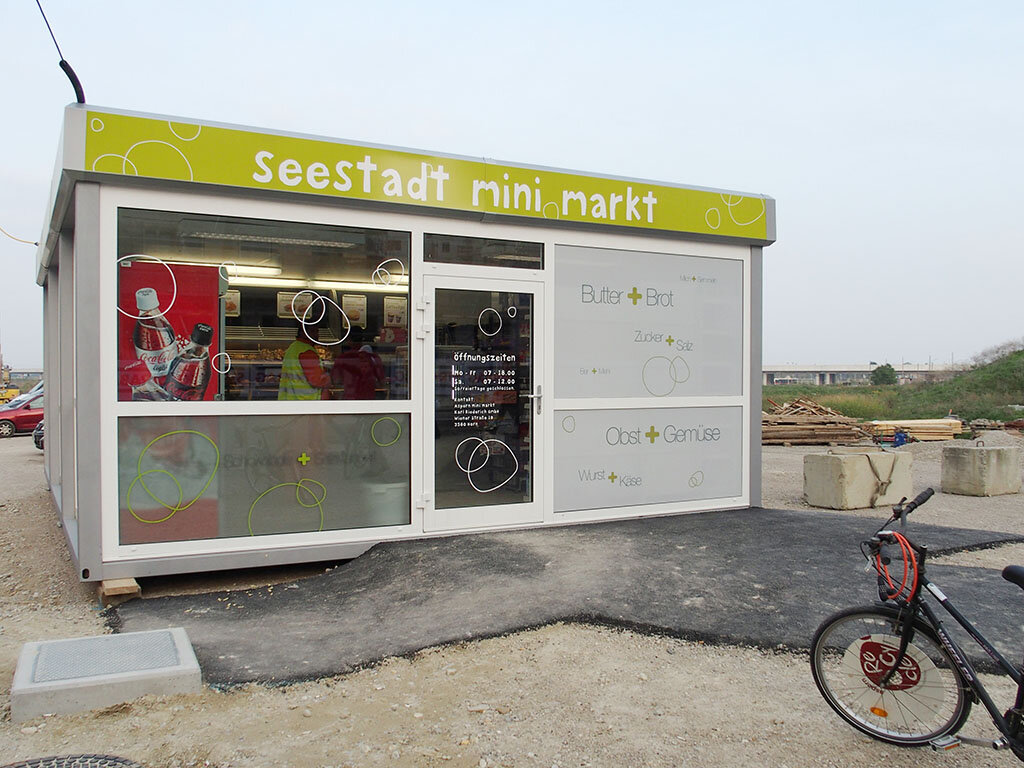 Einkaufen in der Seestadt