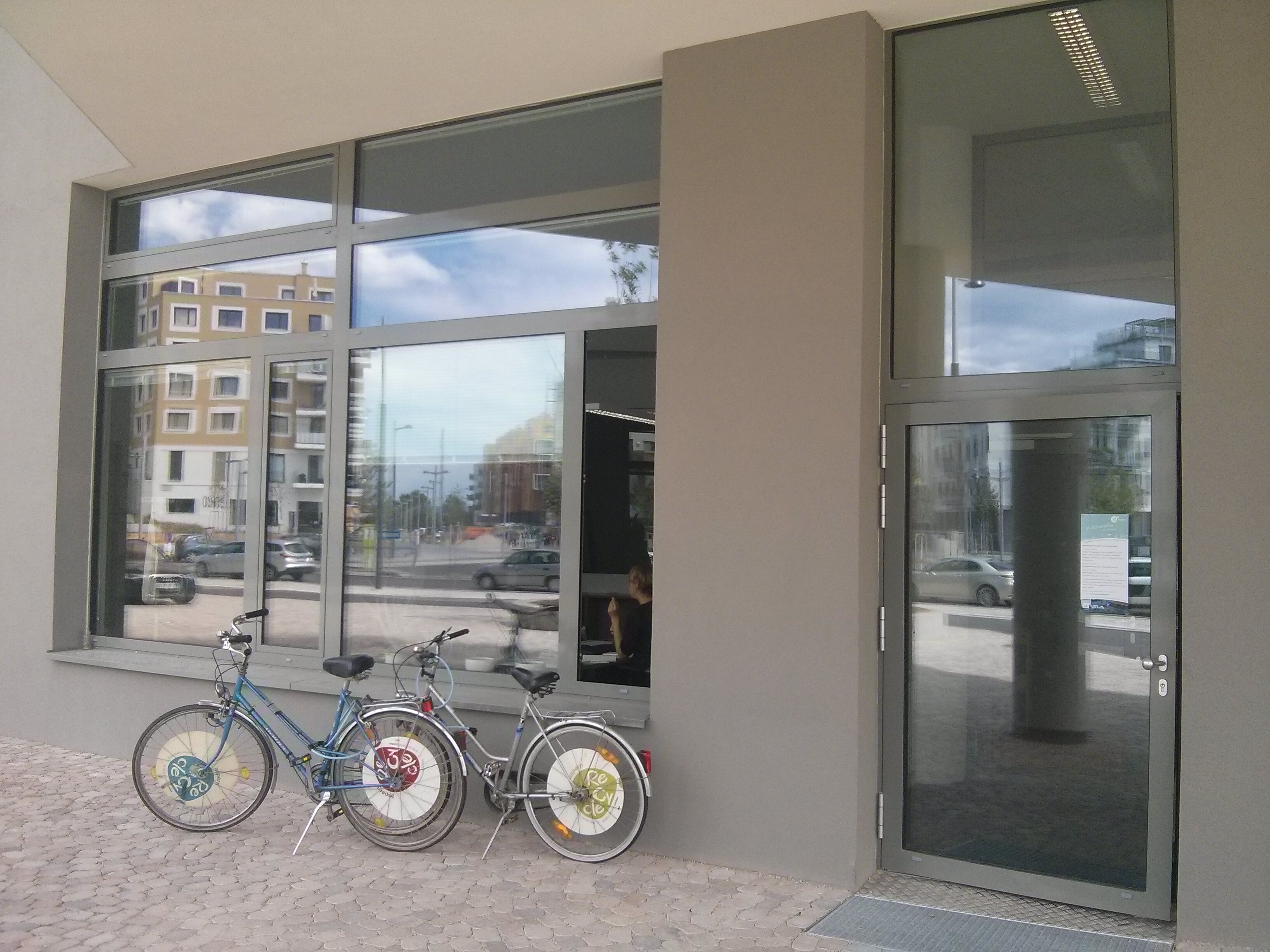 Wir sind übersiedelt!