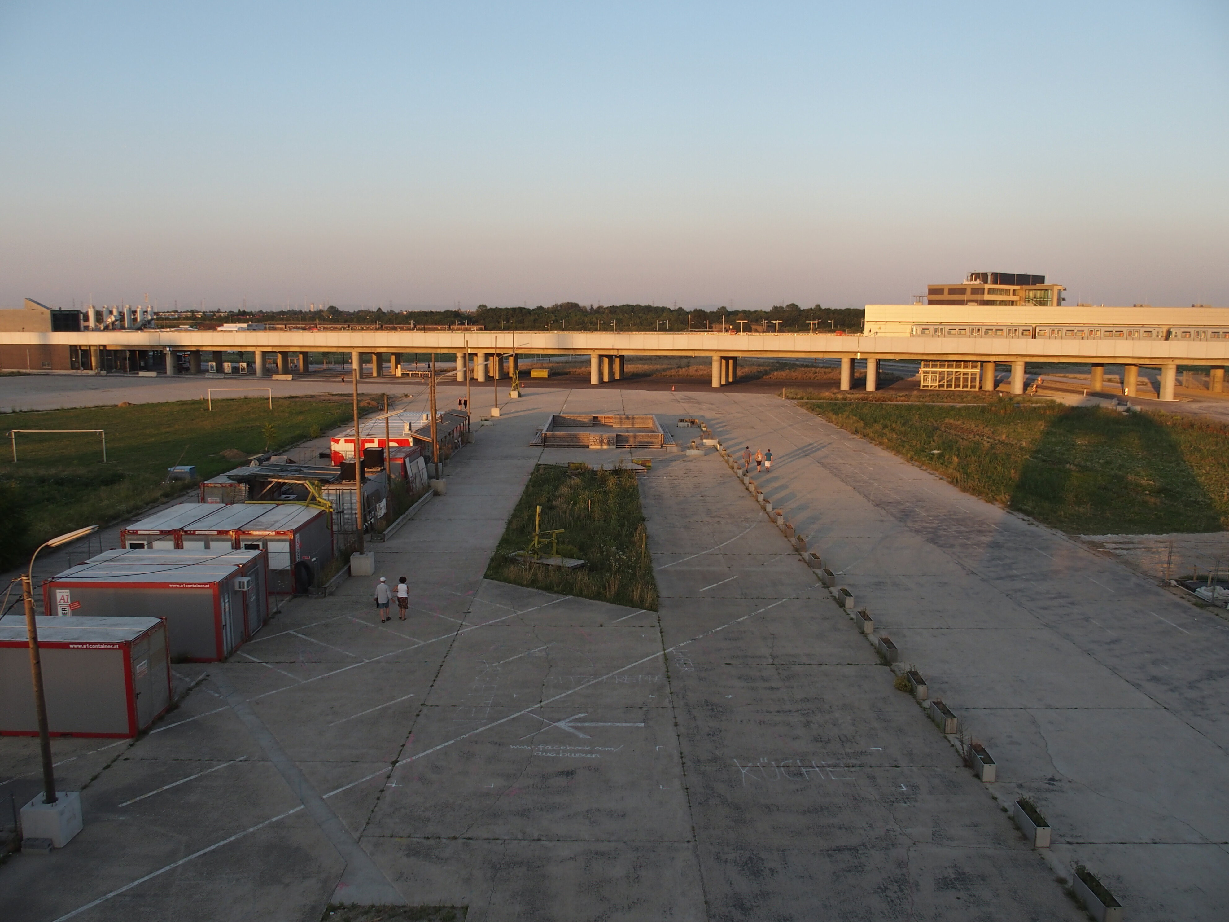 Rollbahn ade, Seeparkquartier juche