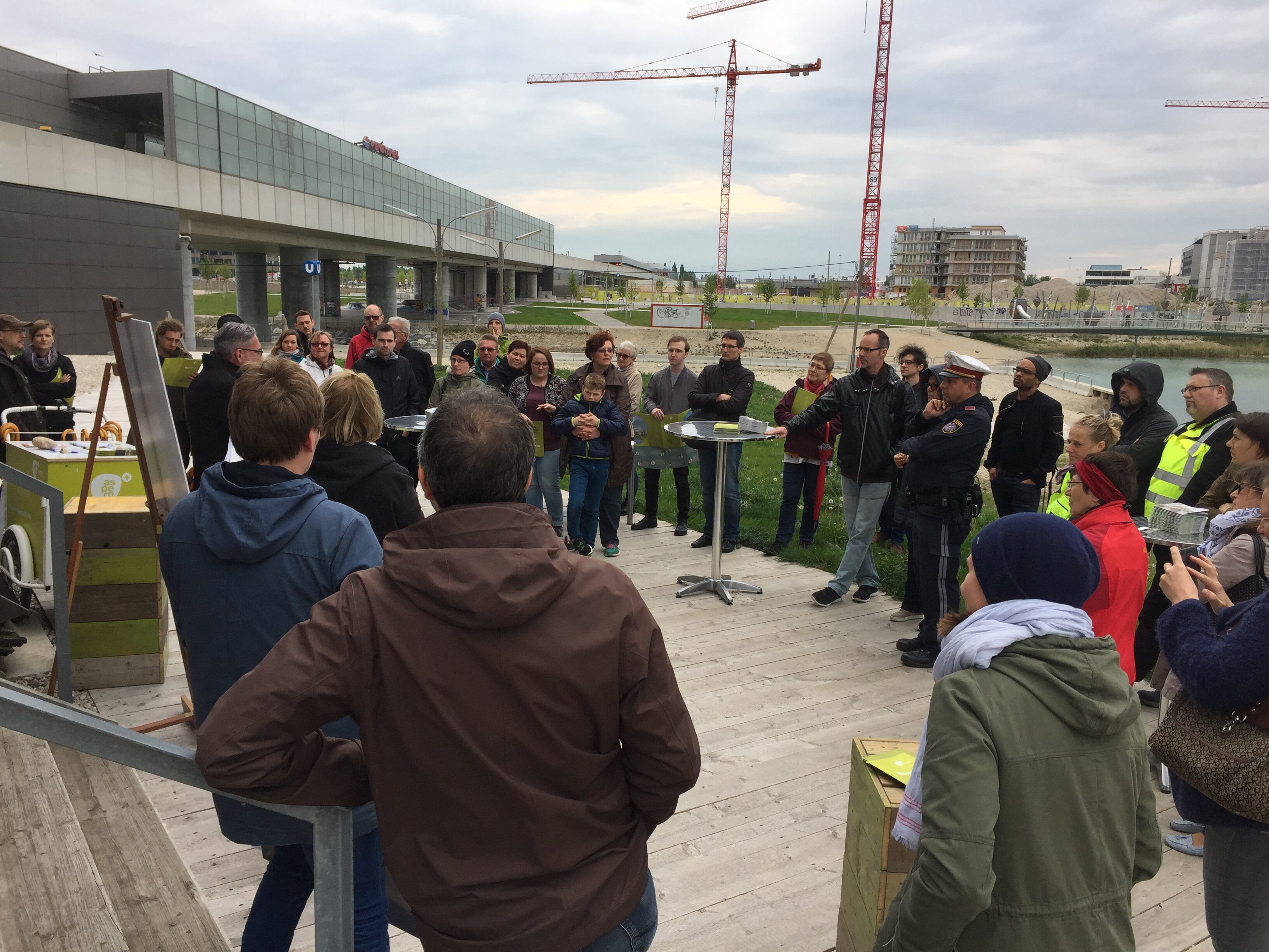 In die Zukunft der Seestadt schauen