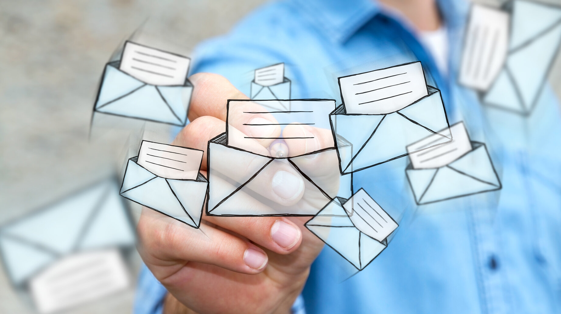 Bildcollage aus Mensch und Briefen. 