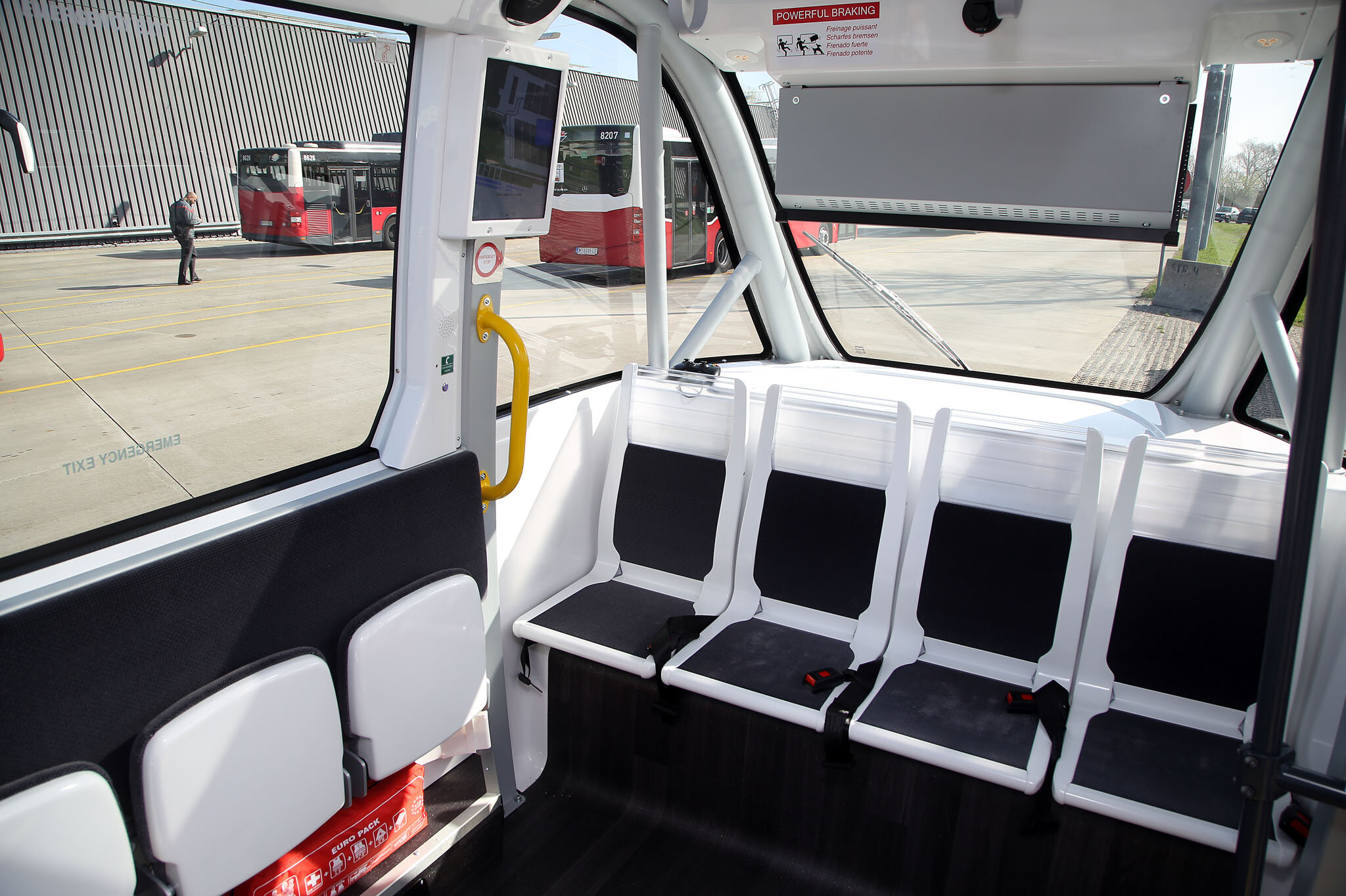 Gewinnen Sie eine Fahrt mit dem autonomen E-Bus!