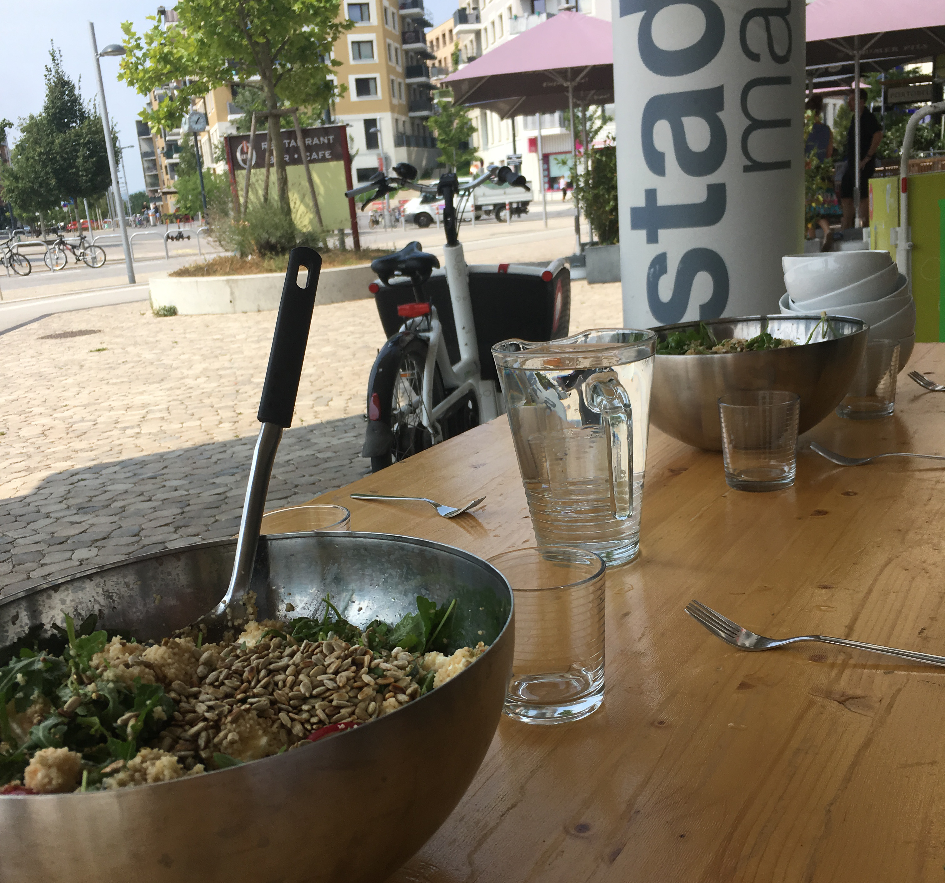 Abendessen am Stadtstrand