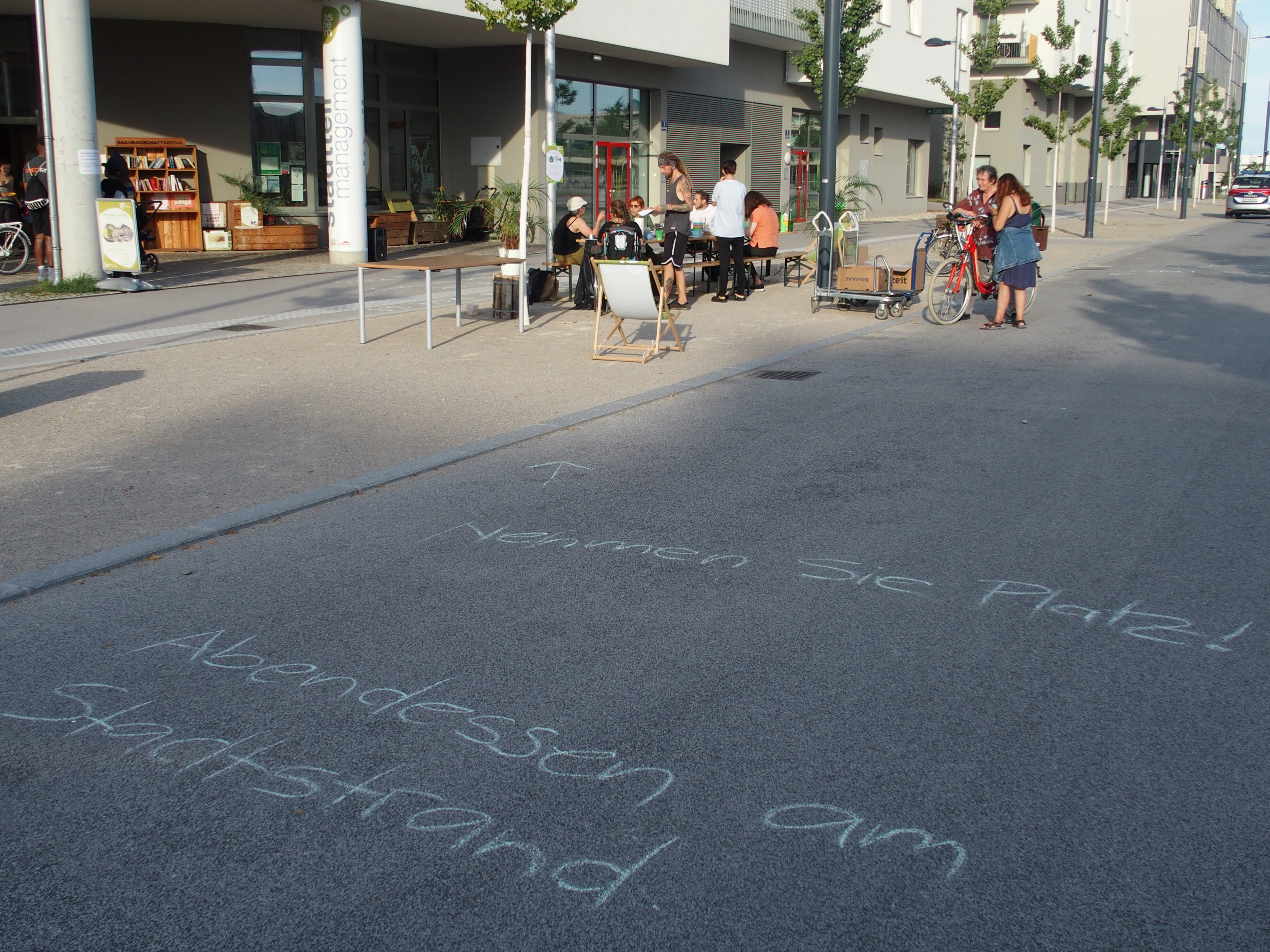 Abendessen am Stadtstrand 