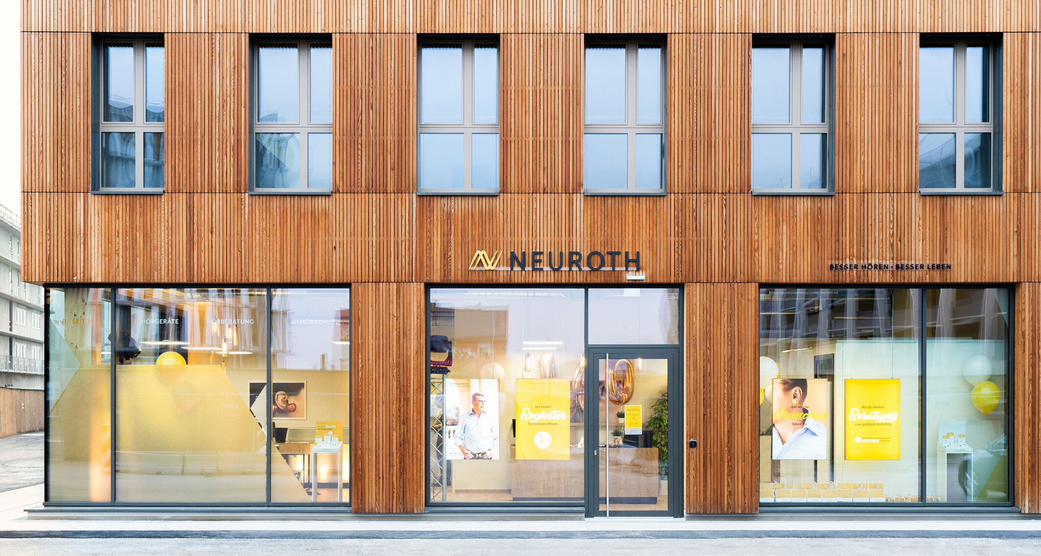 Neuroth erster Mieter im HoHo Wien