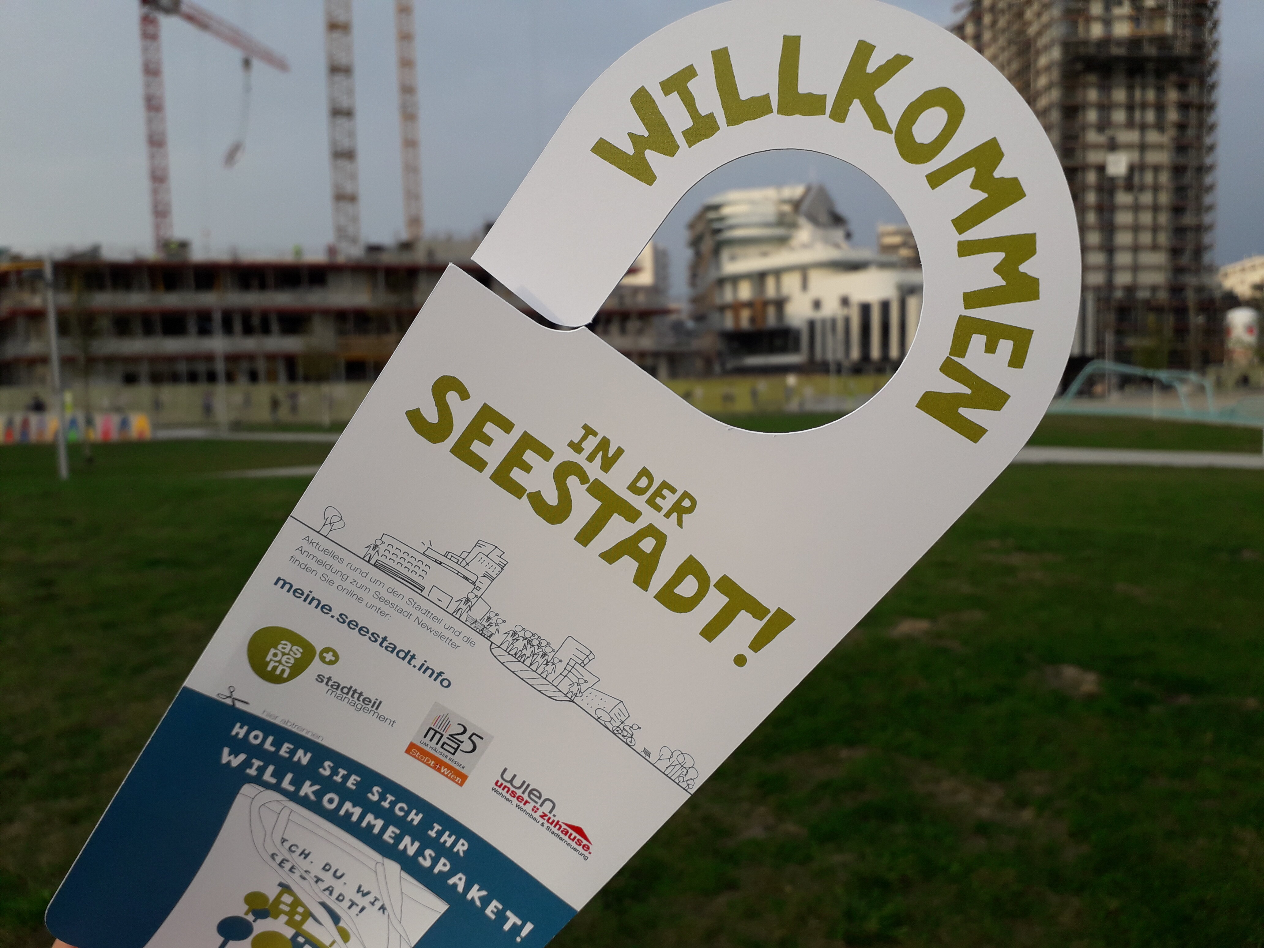 Hallo NachbarIn - Willkommen in der Seestadt!
