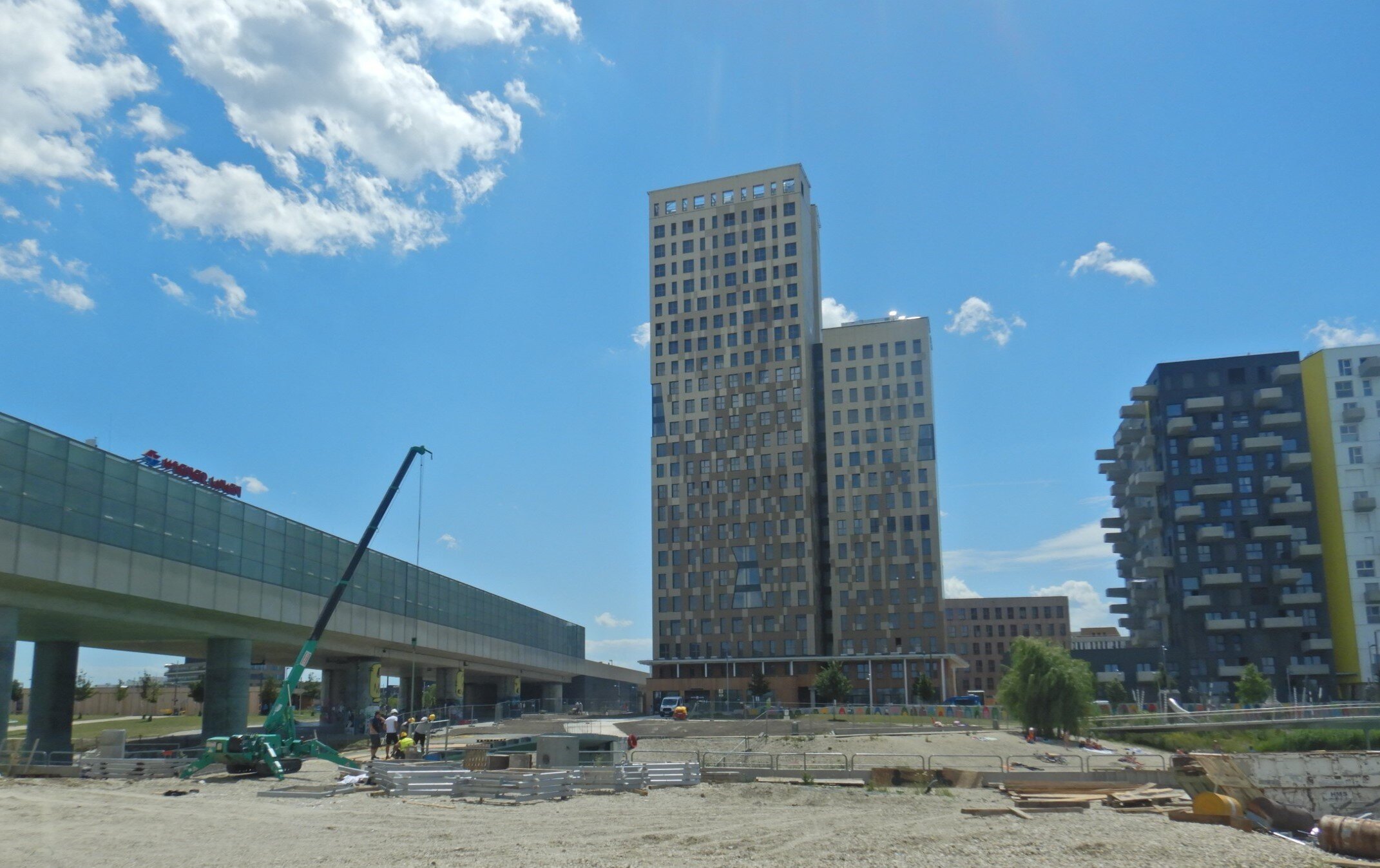 Gläsertausch Stationsgebäude U-Bahn