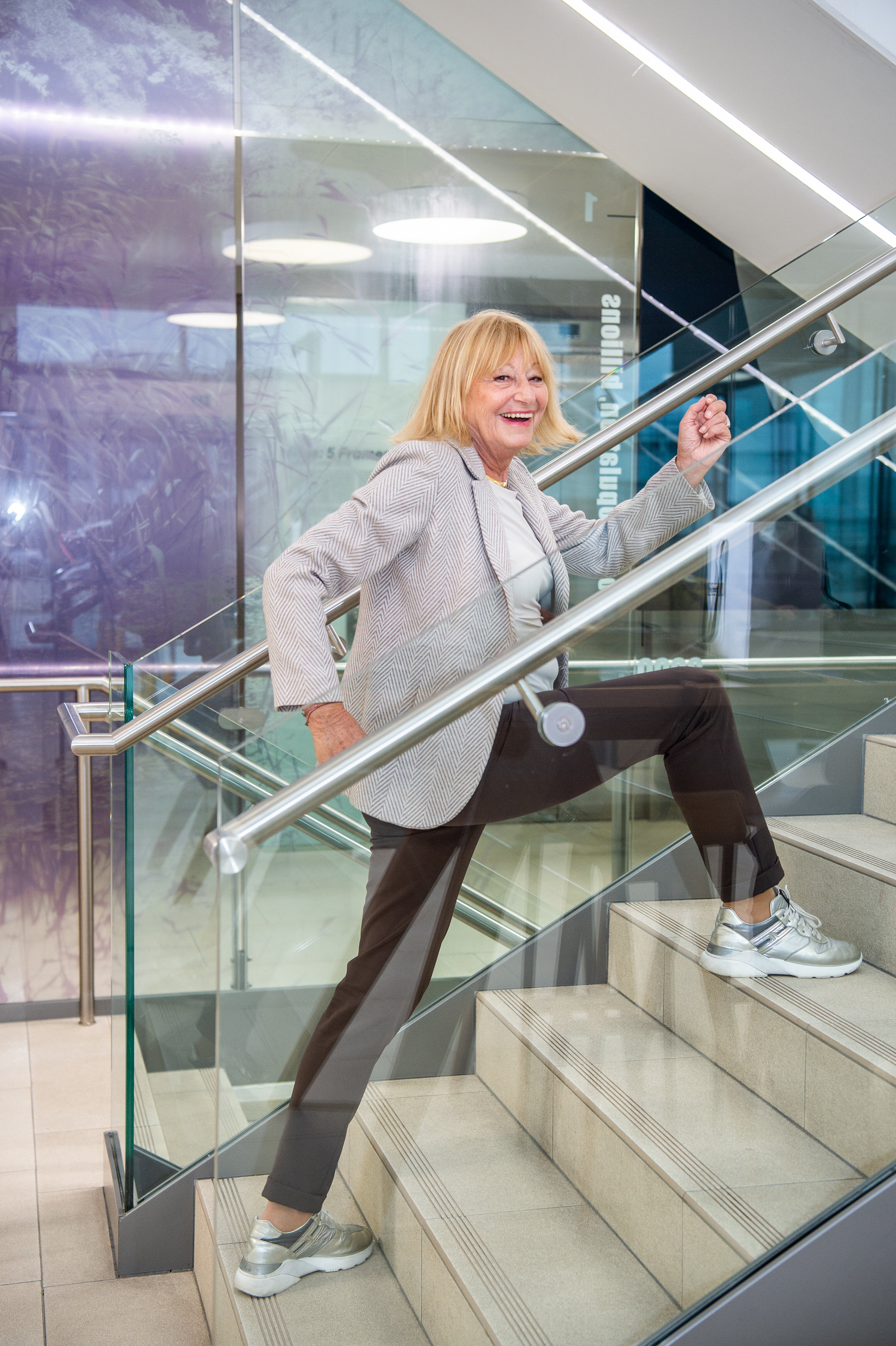 Auch Beate Wimmer-Puchinger (gemeinsam gesund) hat die Übungen bereits ausprobiert.