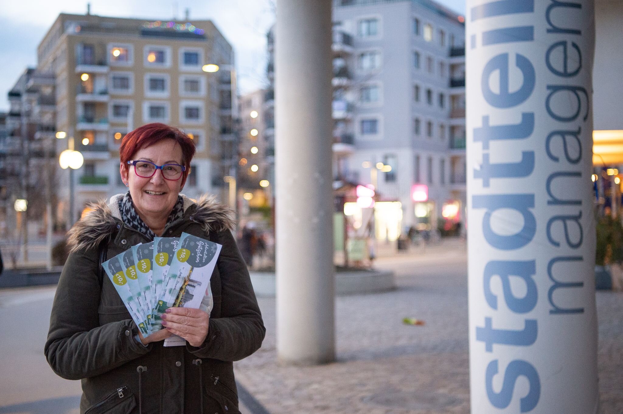 Die ersten GewinnerInnen konnten bereits ihre Seestadt-Einkaufsgutscheine entgegennehmen.