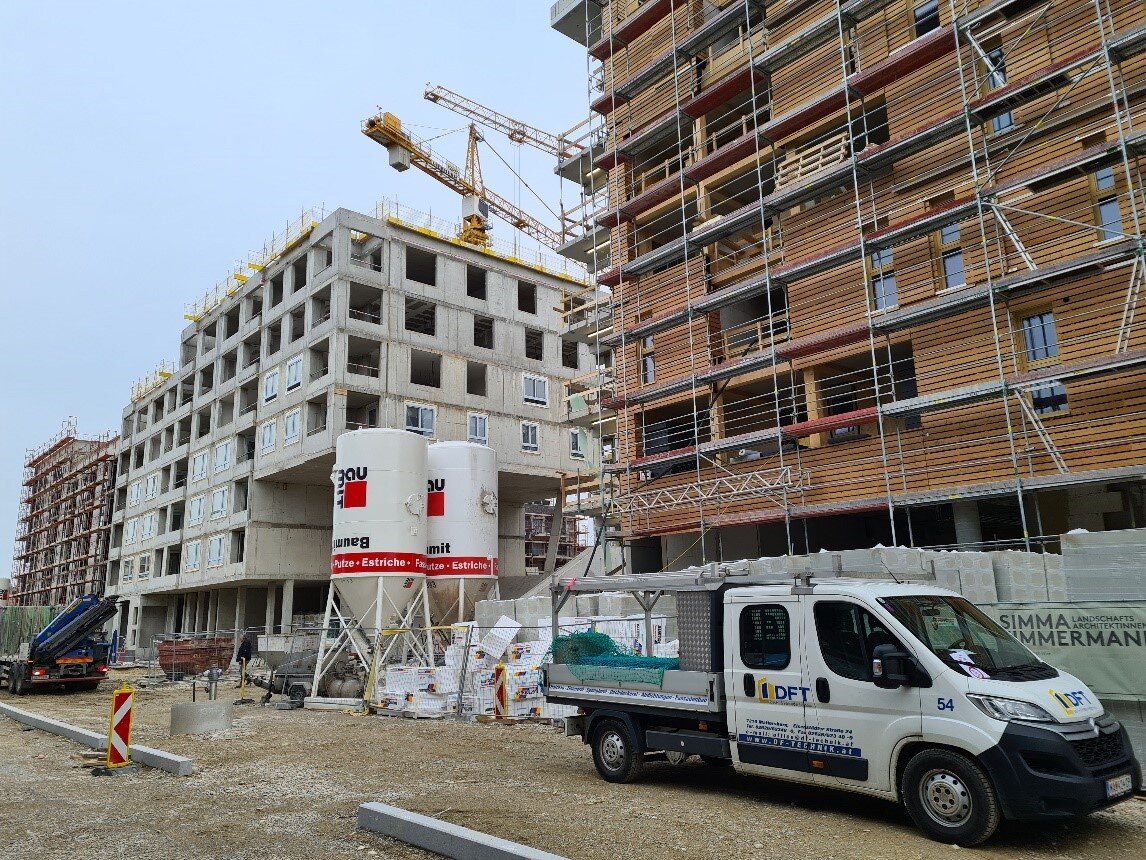 Ansicht Bauplatz H7a und H6 vom U-Bahn-Ausgang Seestadtpromenade