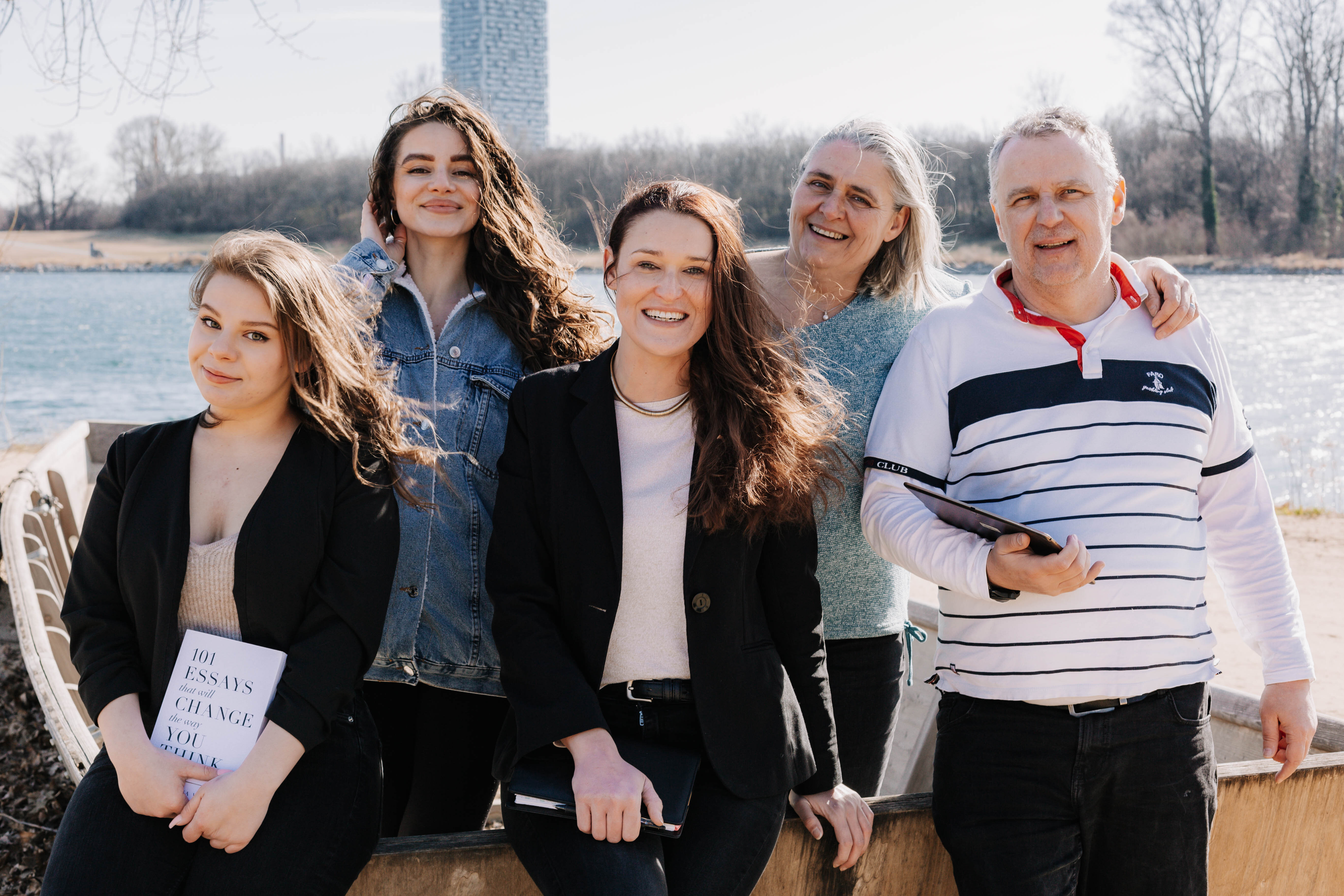 Gruppenbild von den CheckSailing Mitarbeitern