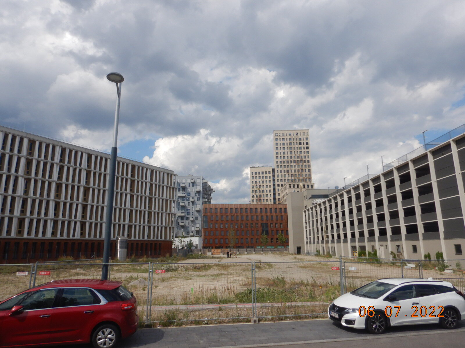 Spundungsarbeiten im Seeparkquartier auf Bauplatz J14B