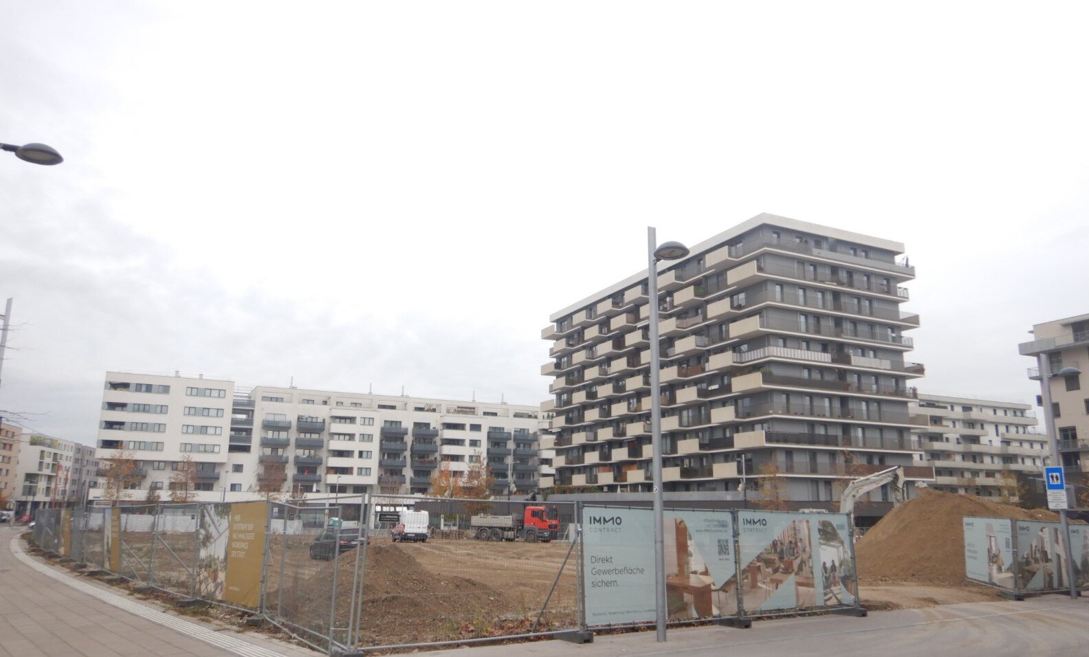 SPQ Bauplatz J11 - Anlieferung Bohrpfahlgerät