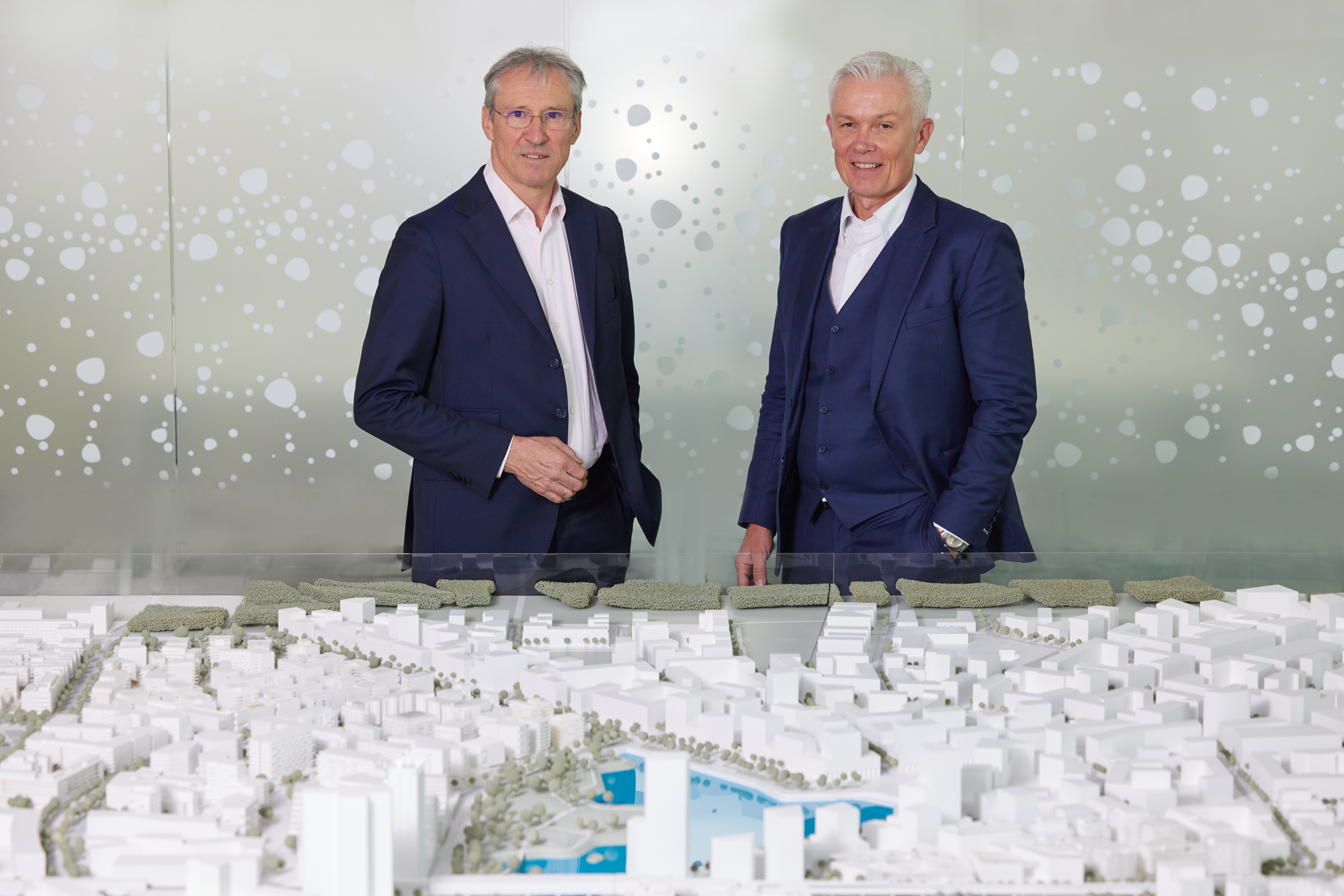 Gerhard Schuster und Robert Grüneis, Management-Team der Wien 3420 aspern Development AG