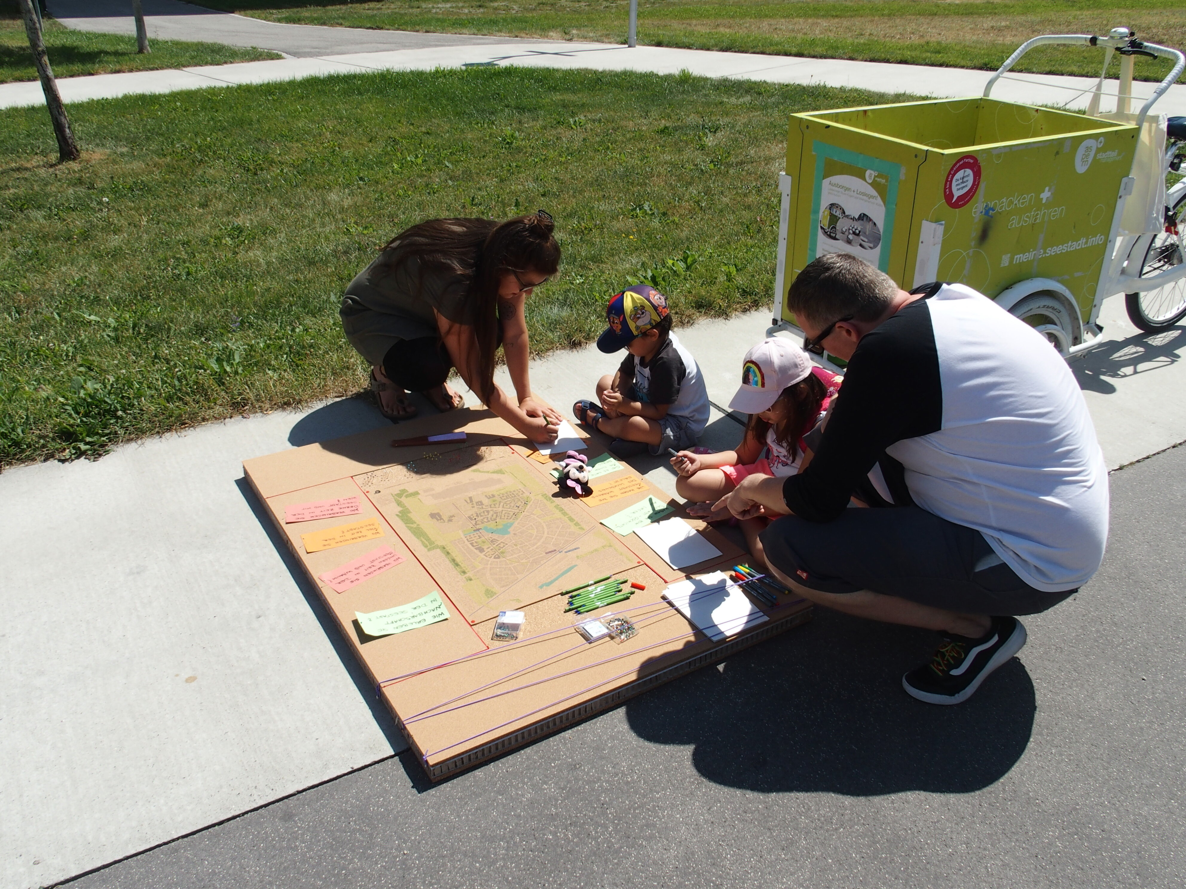 Das Stadtteilmanagement ist unterwegs in der Seestadt
