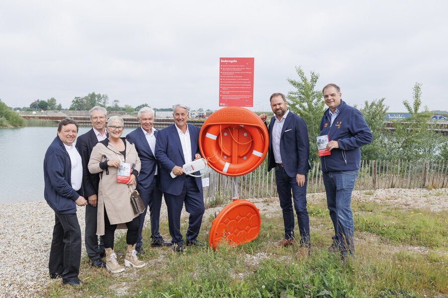 Bild v.l.n.r Christian Bader,Gerhard Schuster,Gabriele Plank,Ernst Nevrivy,Markus Ornig,Wolfgang Kastel
