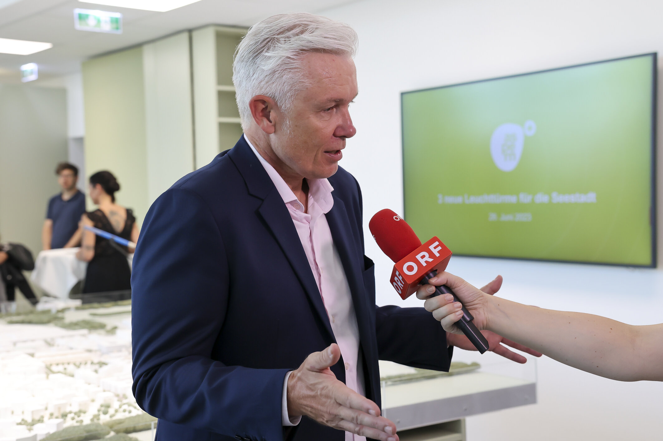 Die 3 neuen Leuchttürme für die Seestadt wurden präsentiert.