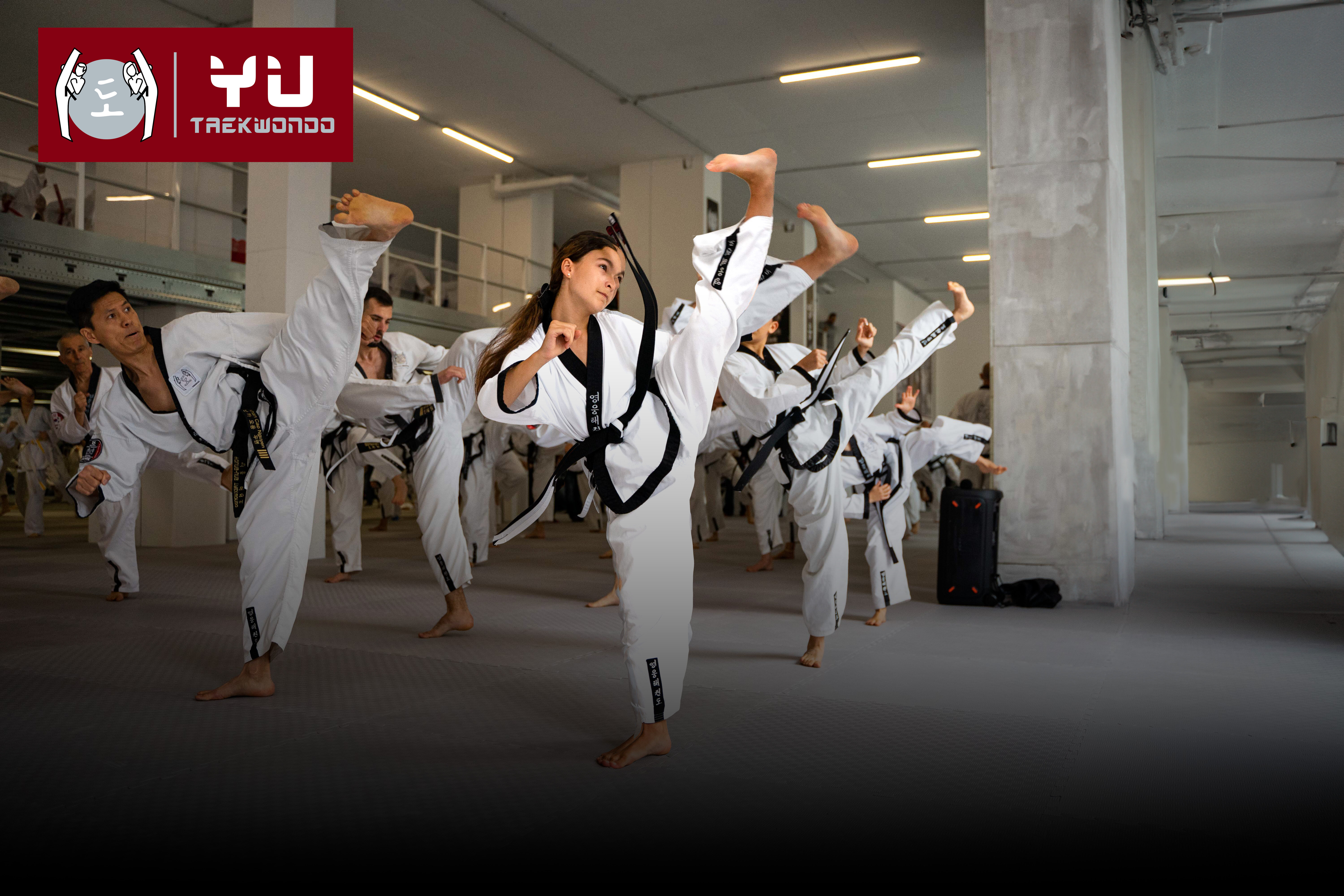 Kinder im YU Teakwondo Training