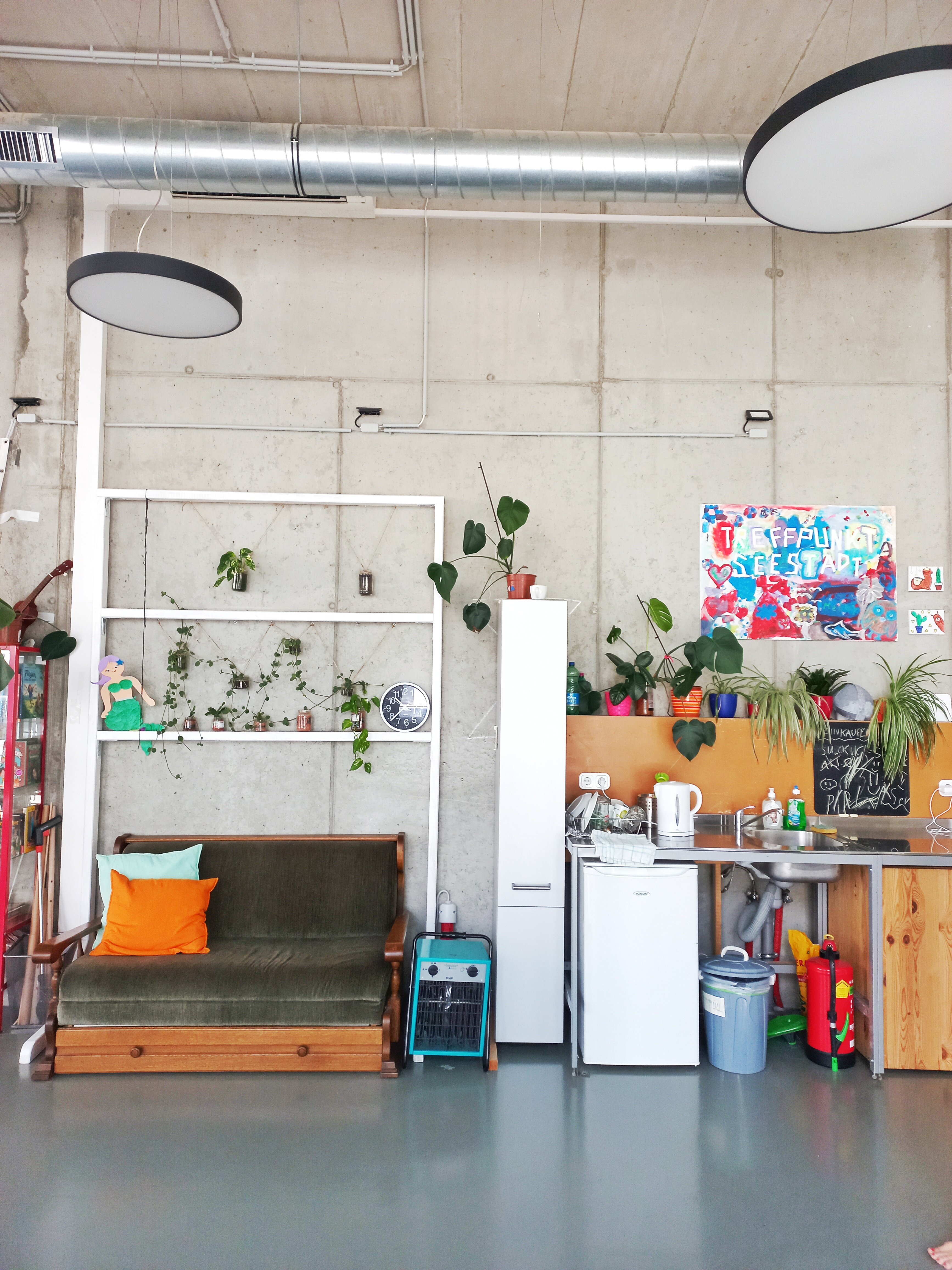 eine Küche im Raum für Nachbarschaft