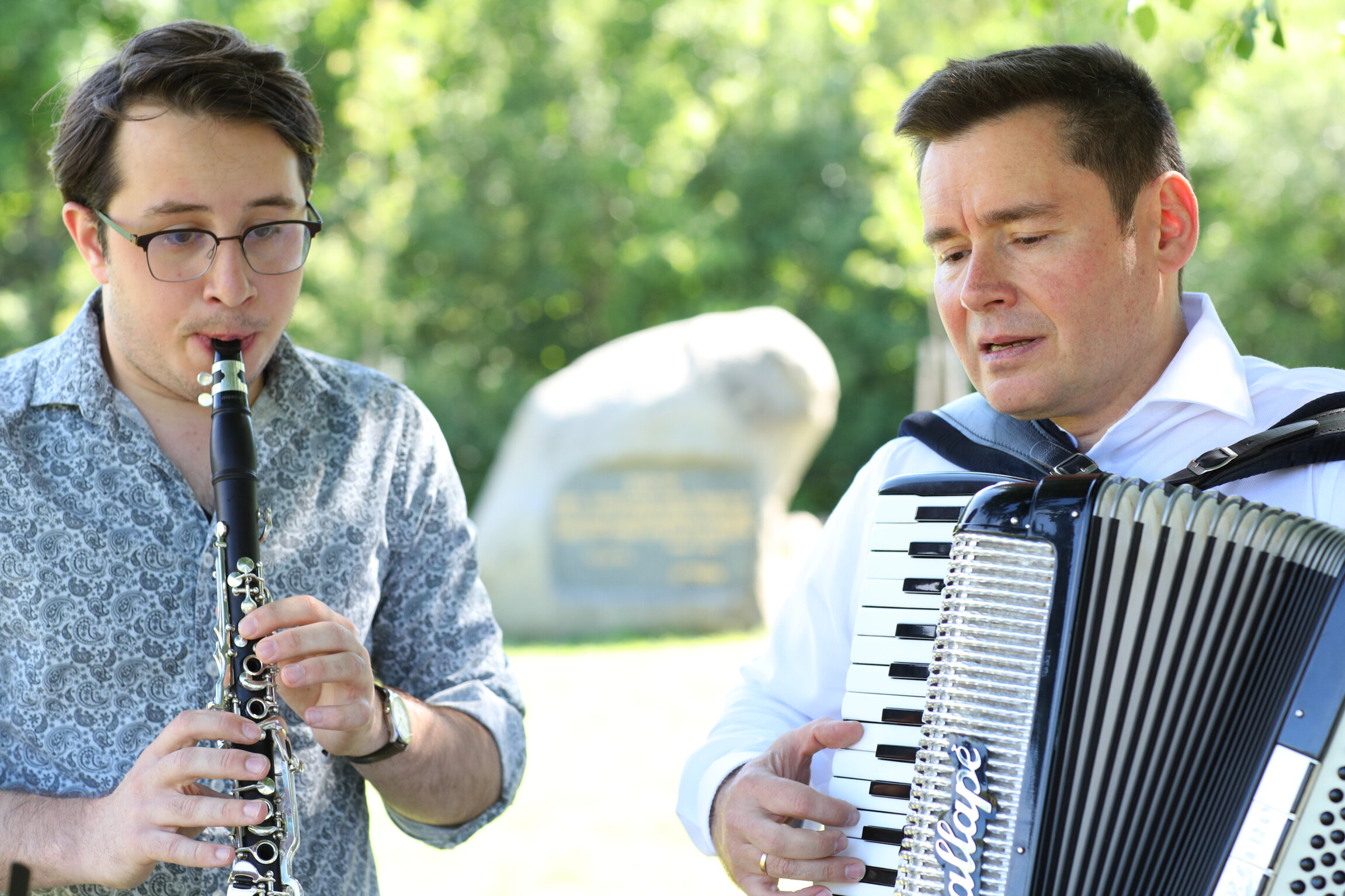 Musiker der Band Vienna Klezmer Band beim musizieren 