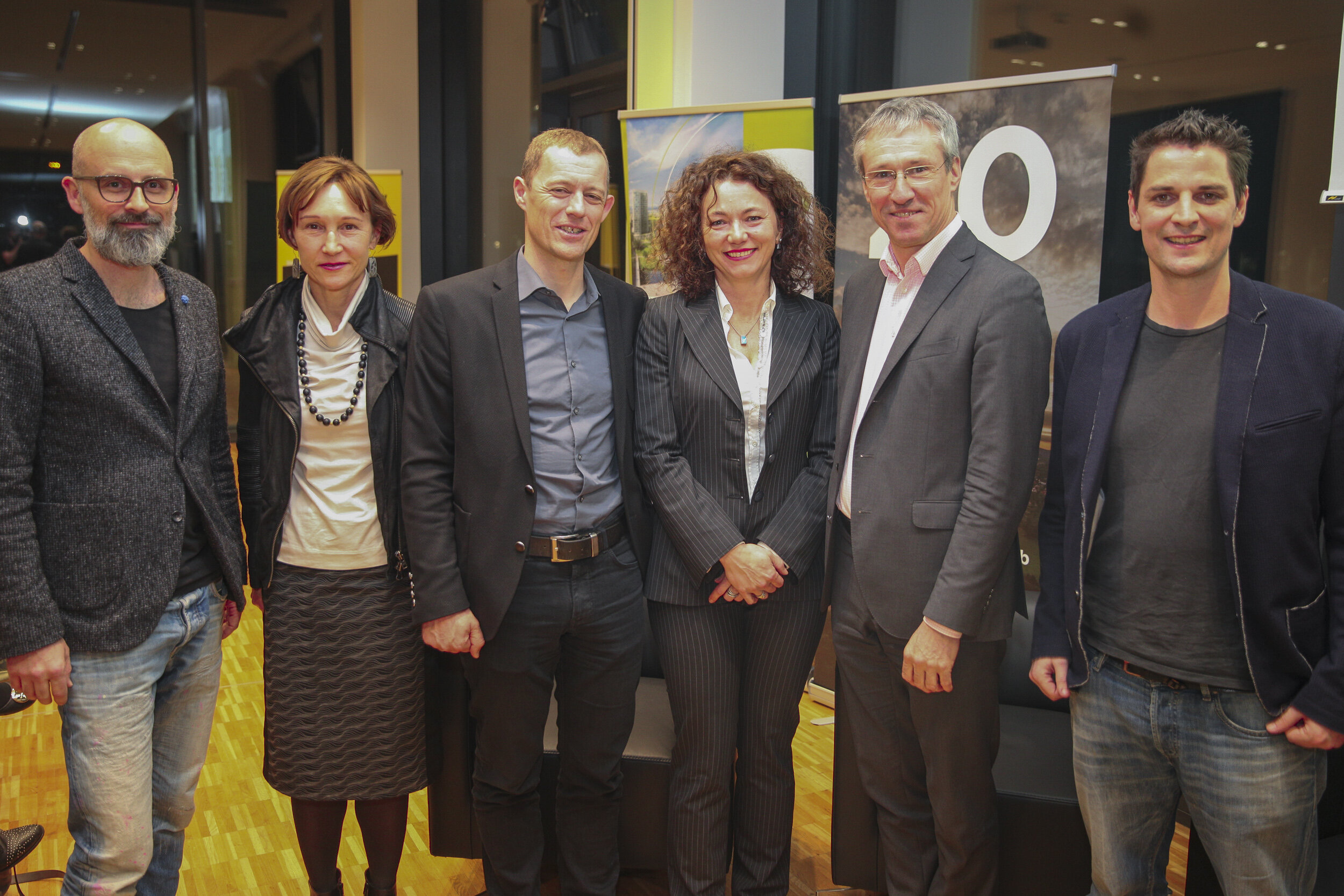 Markus Kaplan, BWM Architekten; Silja Tillner, Tillner & Willinger ZT GmbH; Thomas Madreiter, Planungsdirektor der Stadt Wien; Regina Freimüller-Söllinger, Freimüller-Söllinger Architektur ZT GmbH; Gerhard Schuster, Vorstand wien 3420 aspern development AG; Mario Krendl, 2050 Thinkers Club; ©Markus Hechenberger