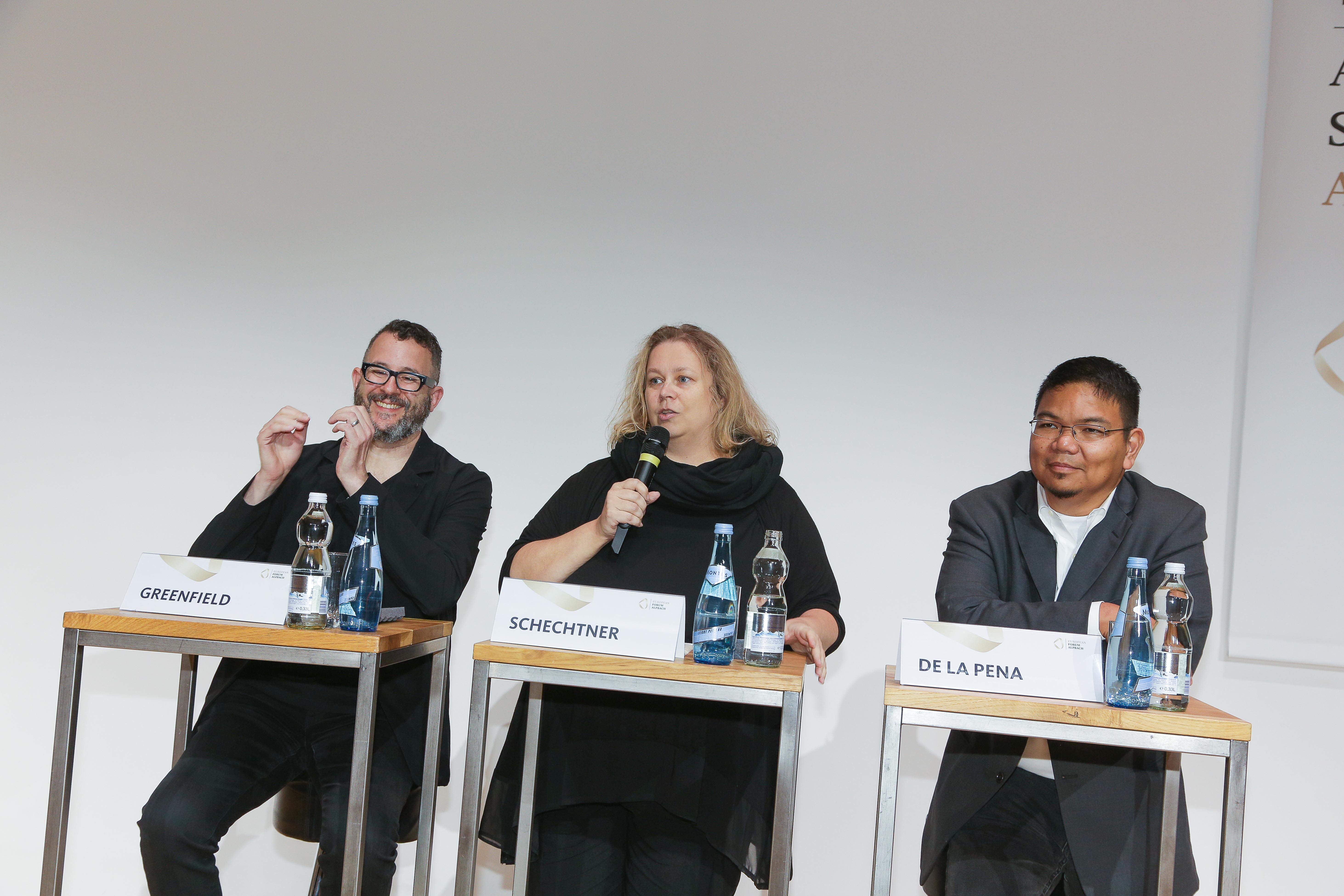 v.l.n.r.: Adam Greenfield, Katja Schechtner, Benjamin de la Peña; 