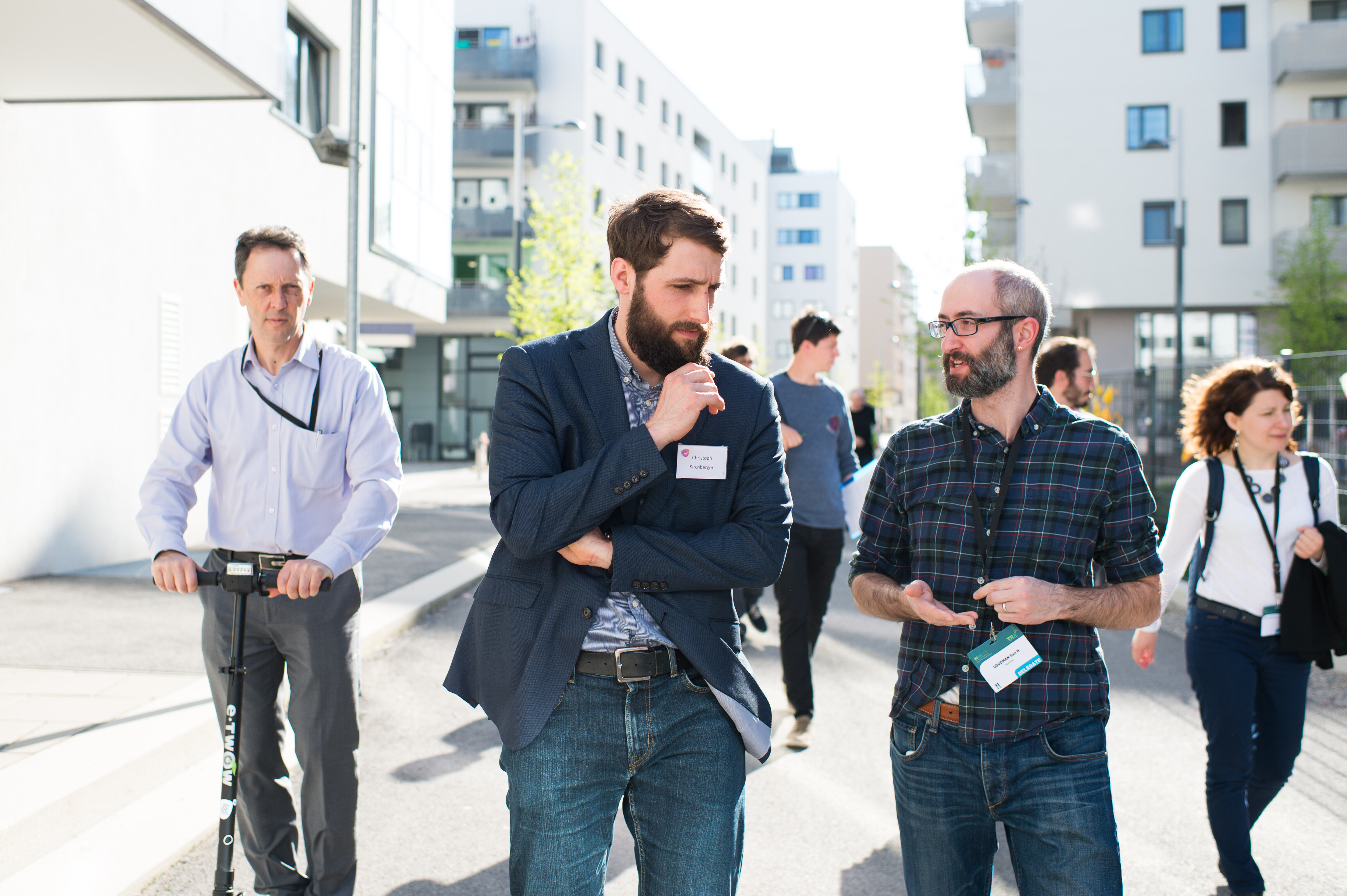 TeilnehmerInnen der Transport Research Arena (TRA) auf Exkursion in die Seestadt.