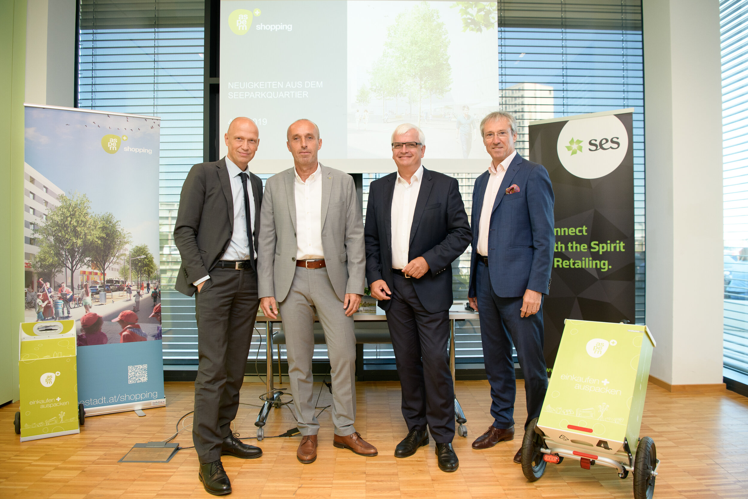 v.l.n.r.: Alexander Kopecek (Vorstand Wien 3420), Alexander Eck (SES Head of Development), Marcus Wild (CEO SES), Gerhard Schuster (CEO Wien 3420)