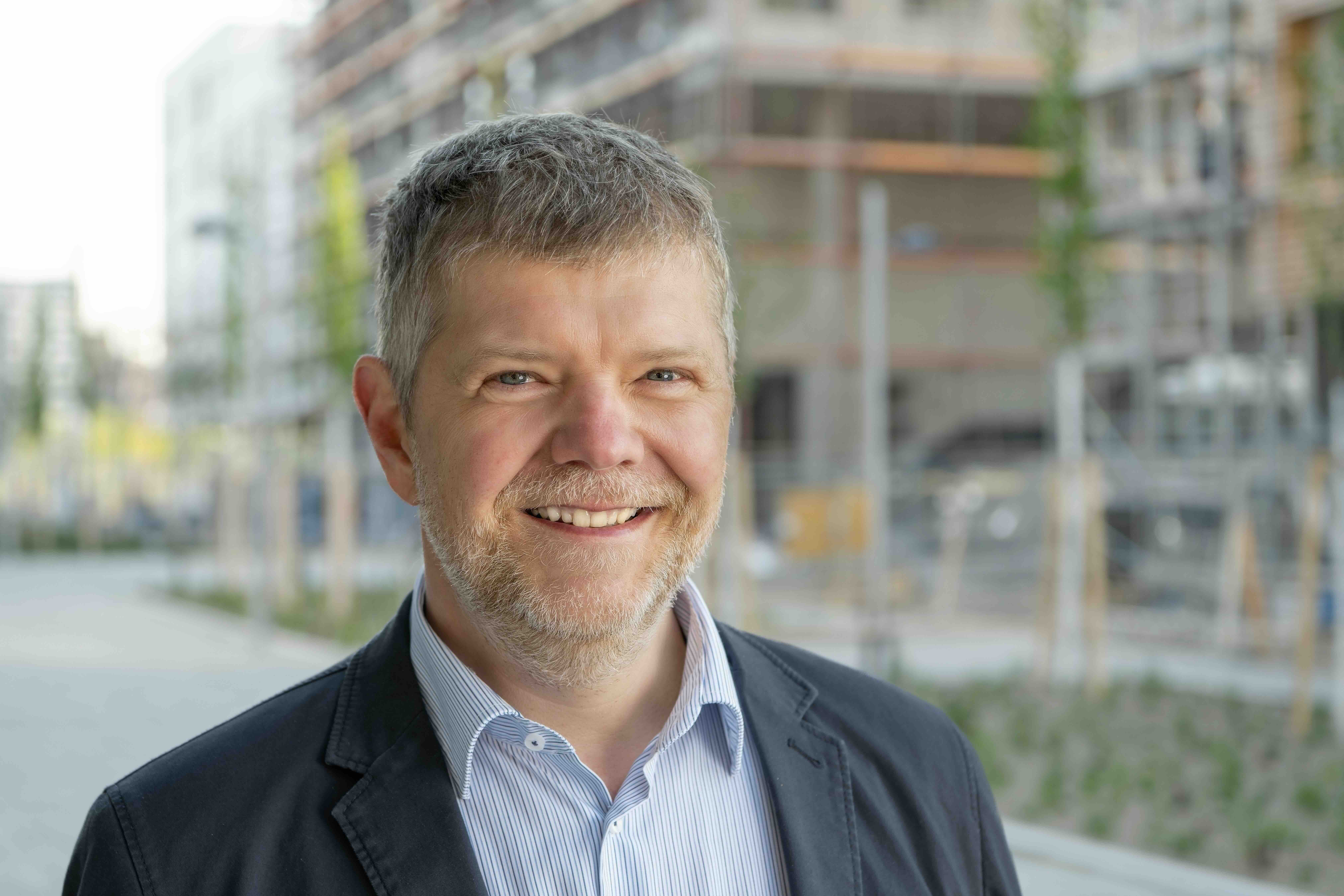 Roman Koselsky bildet gemeinsam mit Robert Grüneis die Geschäftsführung der Wien 3420 Umwelt und
Baulog GmbH.