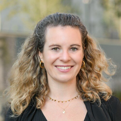 Portraitfoto von Nikola Frizberg-Nilsson